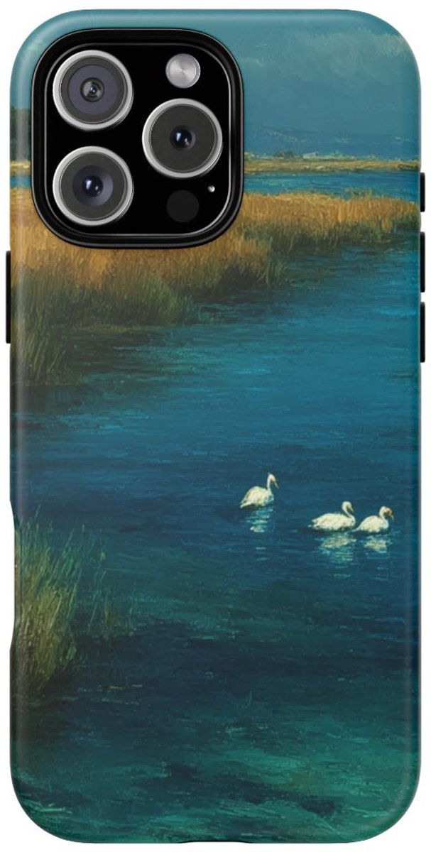 Rustgevend Moeraslandschap met Zwanen – Telefoonhoesje Geschikt voor iPhone 16 Pro Max