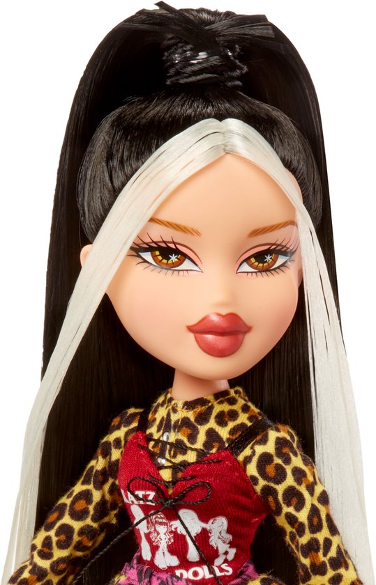Bratz Stylin'-modepop Jade met aanpasbaar T-shirt voor jou en accessoires — afbeelding 5