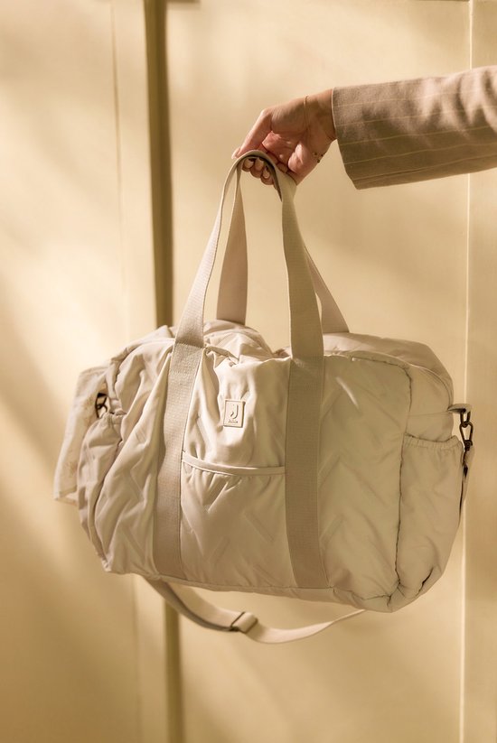 Jollein - Luiertas Embossed Lily - Sand - 100% Polyester - Verzorgingstas - 42x30cm van Jollein — afbeelding 5