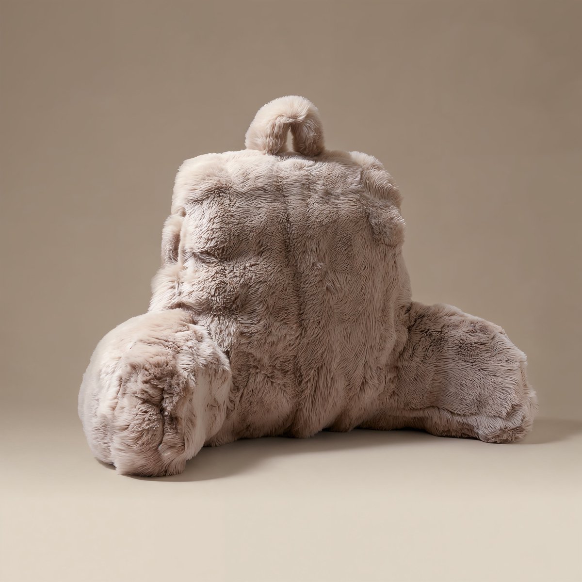 Primaviera Deluxe Leeskussen - Pompom Kussen – 34x50 cm – Faux Fur – Luxe Rugsteun – Zacht & Stevig – Wasbaar – Taupe