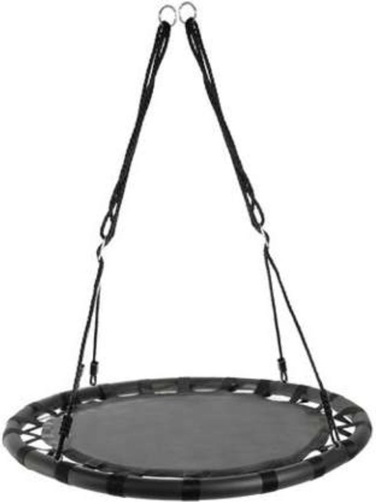 Zwarte ronde schommel hangt aan touwen met zilverkleurige ophanging.