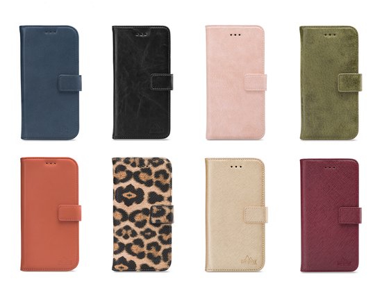 Recueil de huit étuis de téléphone de différentes couleurs et motifs.