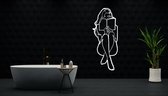 Vrouw18 - Silhouette - Metaalkunst - Goud - 90 cm- Line Art Decoratie - Muur Decoratie- Cadeau voor Vrouw- Inclusief ophangsysteem
