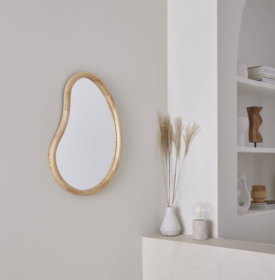 sweeek - Biologische dennenhouten spiegel, 65cm, 3cm dik, ideaal voor in de hal, slaapkamer of badkamer