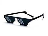 Go Go Gadget - Zwarte Thug Life 6 Pixel Bril