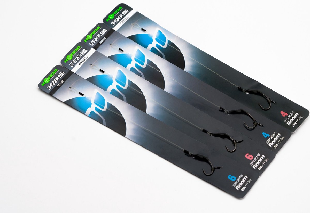 Korda Spinner Rig Kurv Boom- Barbed - Onderlijn - 7 Inch - Haakmaat 4 - Zwart
