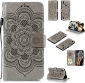 Voor Motorola Moto E6S 2020 Mandala Embossing Patroon Horizontale Flip Leren Case met Houder & Kaartsleuven & Portemonnee & Fotolijst & Lanyard (Grijs)