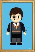 JUNIQE - Poster met houten lijst Harry Potter Toy -20x30 /Blauw &