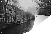 Tuindecoratie Amsterdamse gracht - Zwart - Wit - 60x40 cm - Tuinposter - Tuindoek - Buitenposter
