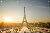 Fonteinen voor de Eiffeltoren in zomers Parijs - Foto op Tuinposter - 150 x 100 cm