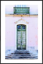 JUNIQE - Poster in kunststof lijst Lisbon Doorway -30x45 /Groen & Roze