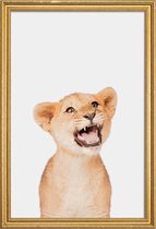 JUNIQE - Poster met houten lijst Leeuwenwelp -40x60 /Bruin