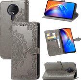 Voor TECNO SPARK 6 Mandala Bloem Reliëf Horizontale Flip Lederen Case met Beugel/Kaartsleuf/Portemonnee/Lanyard (Grijs)