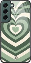 Casimoda® hoesje - Geschikt voor Samsung Galaxy S22+ - Hart Swirl Groen - Luxe Hard Case Zwart - Backcover telefoonhoesje - Groen