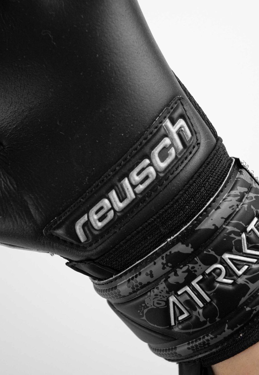 Reusch Attrakt Infinity Junior (2023) Keepershandschoenen Kinderen - Maat 7