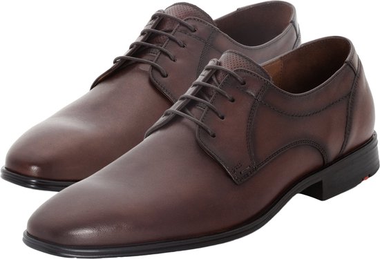 Dr. Martens Veterschoenen met labeldetail in middenbruin online kopen | P&C