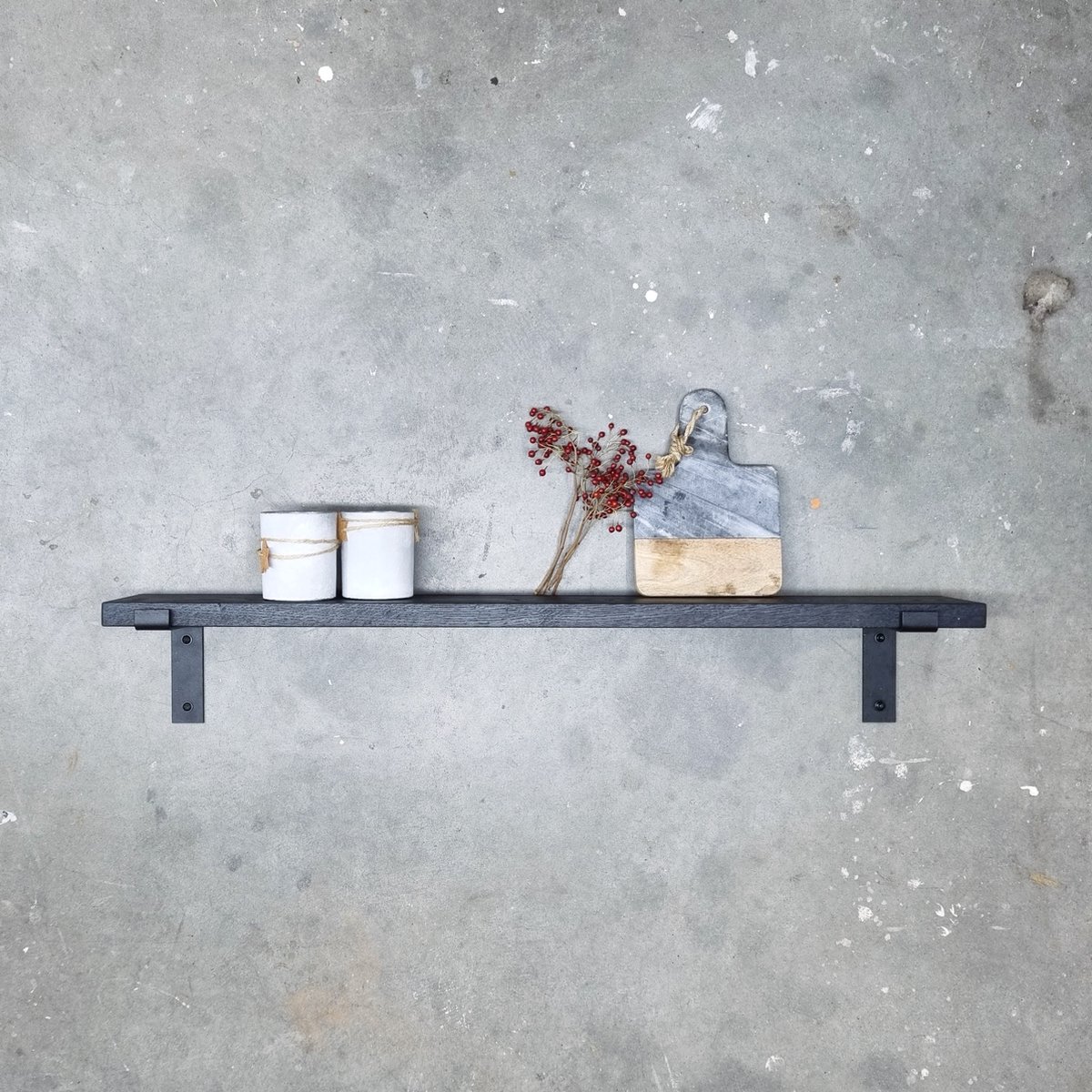 GoudmetHout Wandplank Industrieel - 60 x 15 cm Muurplank - Zwart Eiken Hout - Decoratie Wandrek & Boekenrek - Hangplank Keuken - Wall Shelf + 2 Mat Zwarte Plankdragers van Staal Zwart - Mat zwart - 15 cm
