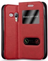 Cadorabo Hoesje geschikt voor Samsung Galaxy S3 MINI in SAFRAN ROOD - Beschermhoes met magnetische sluiting, standfunctie en 2 kijkvensters Book Case Cover Etui