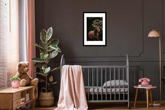 Image encadrée - Tableau portrait cheval brun cadre photo noir avec passe partout blanc 40x60 40x60 cm - Affiche encadrée (Décoration murale salon / chambre)