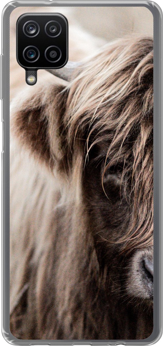 Telefoonhoesje Geschikt voor Samsung Galaxy A12 hoesje - Schotse hooglander - Koe - Vacht - Siliconen Telefoonhoesje Telefoonhoesje