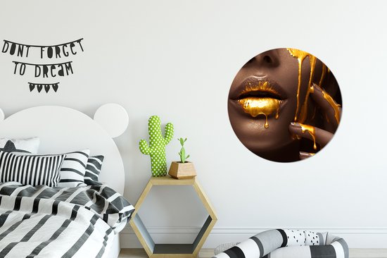 WallCircle - Stickers muraux - Cercle Papier Peint - Goud - Femme - Peinture - Lèvres - Luxe - 80x80 cm - Cercle Mural - Auto Adhésif - Sticker Papier Peint Rond