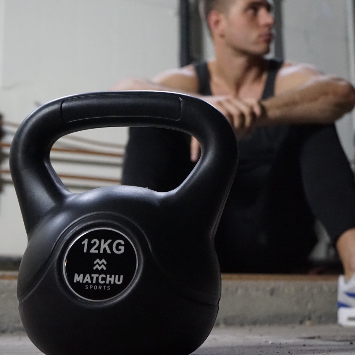 Matchu Sports - Kettlebell - Full body workout - Kettlebell 4kg - Gewichten - Zwart – foto 7