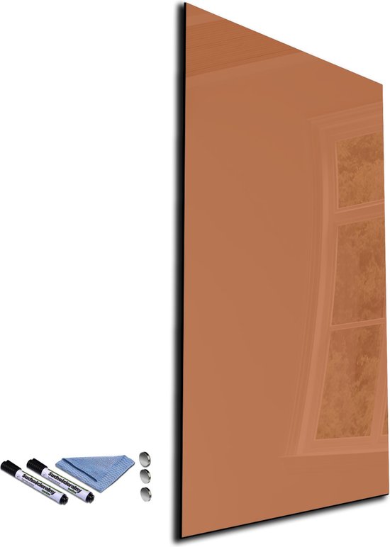 Stoer vierkant magneetbord met groene leren band