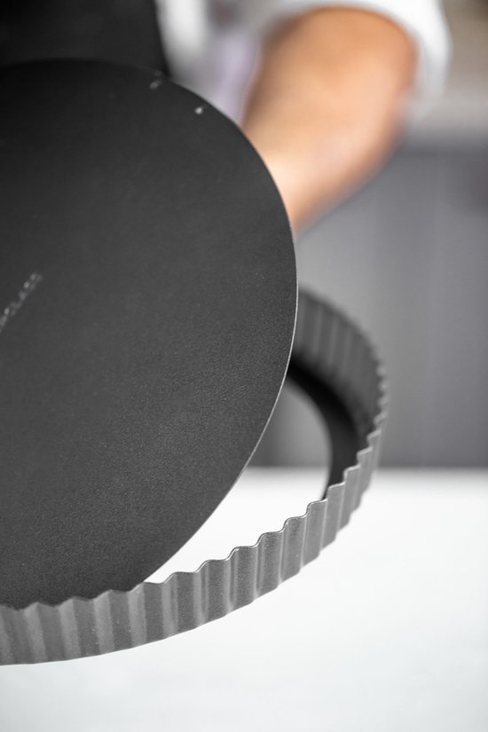 Masterclass Taartvorm / Quichevorm Met Losse Bodem - Geribbelde Randen En Antiaanbaklaag 25 cm (10 ")