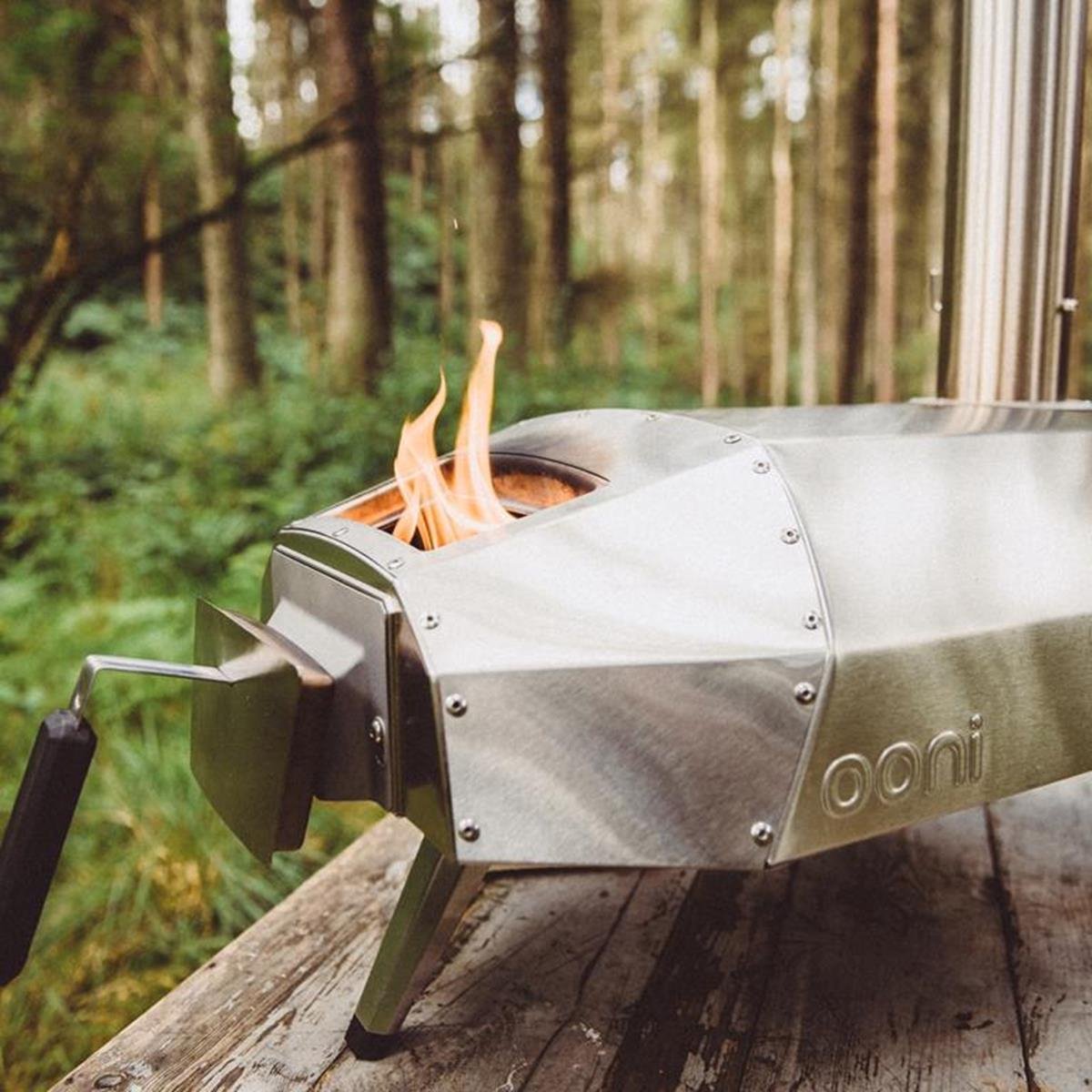 Ooni Karu 12 - Multi-fuel pizza oven for wood and charcoal