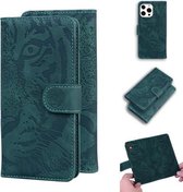 Tiger Embossing Pattern Horizontal Flip Leather Case met houder & kaartsleuven & portemonnee voor iPhone 13 Pro Max (groen)