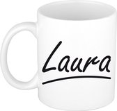 Laura naam cadeau mok / beker sierlijke letters - Cadeau collega/ moederdag/ verjaardag of persoonlijke voornaam mok werknemers