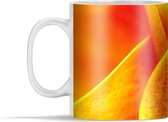Mok - Close-up abstracte bloembladeren - 350 ml - Beker