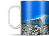 Mok - Het smalle witte kiezelstrand van Zlatni Rat in Kroatië - 350 ml - Beker