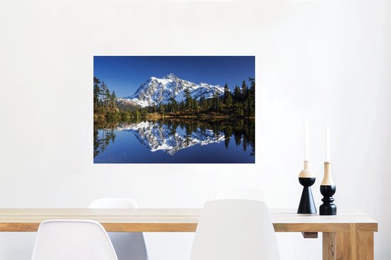Le lac reflète la montagne dans le parc national des North Cascades affiche 90x60 cm - Tirage photo sur affiche (décoration murale salon / chambre)