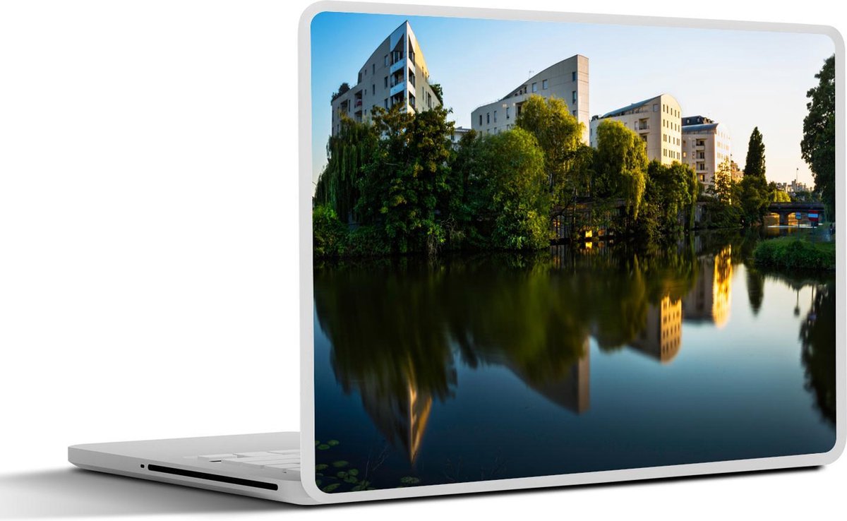 Afbeelding van product SleevesAndCases  Laptop sticker - 12.3 inch - De wateren in de Franse stad Rennes