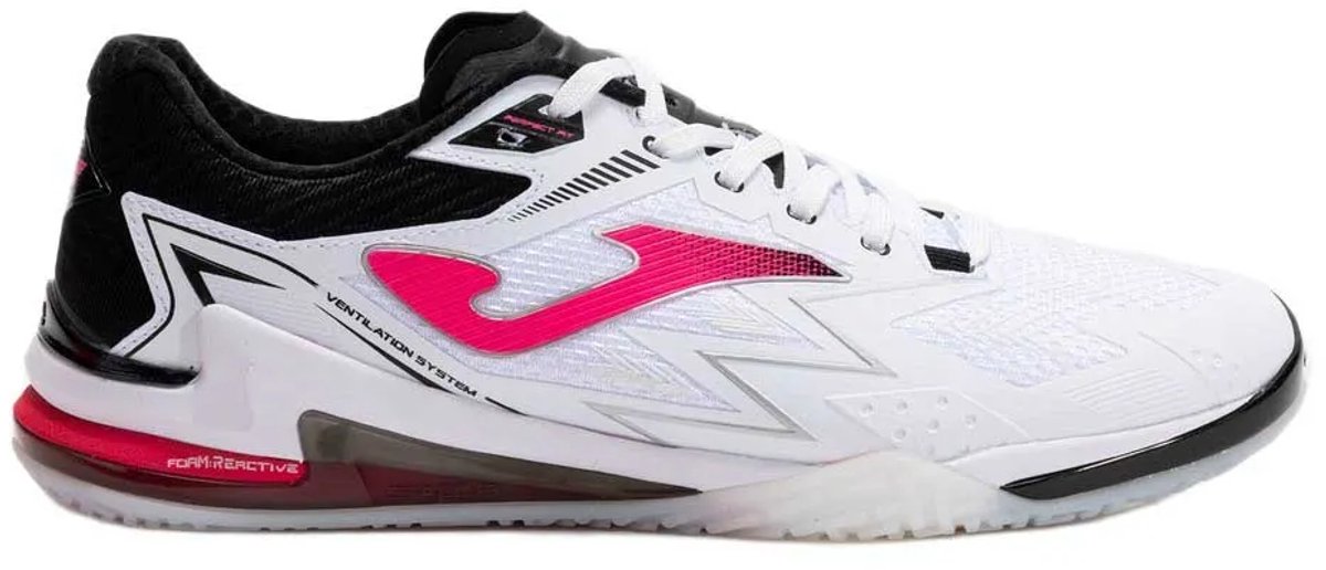 Joma Regate Reactive zaalvoetbalschoenen in wit met zwarte en roze accenten, ontworpen voor maximale prestaties. EU 40.
