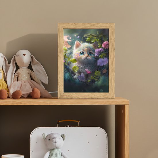 Nachtlampje 15x20 cm - Kinder lamp - Kitten - Bloemen - Bos - Illustratie - Poes - Tafellamp kinderkamer - Slaapkamer lamp - Bedlamp kinderen - Kinderlampje stopcontact - Wandlamp babykamer - Nachtlampjes van Merkloos — afbeelding 3