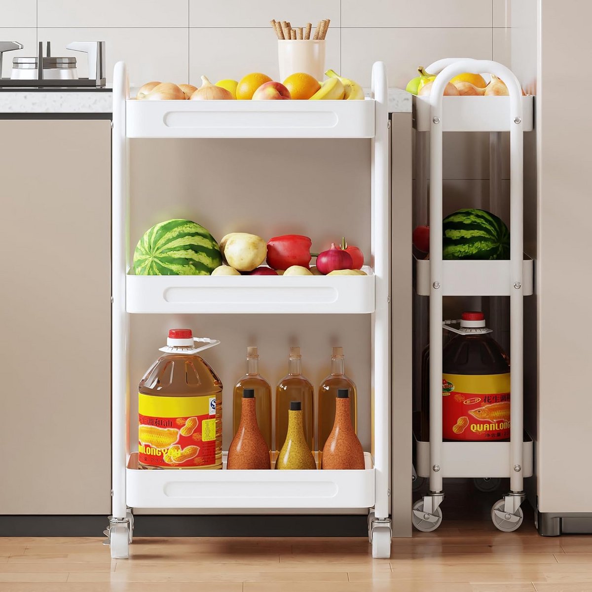 Slanke metalen opbergtrolley met wielen voor diverse ruimtes