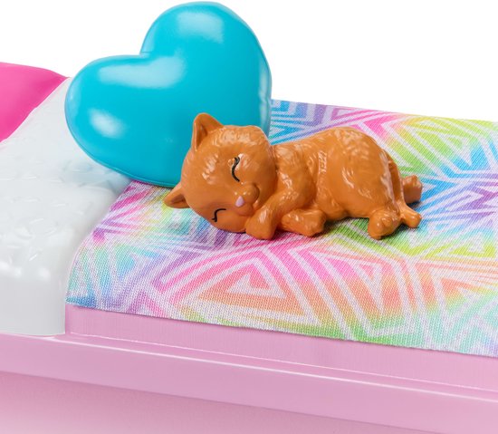 Barbie Speelkamer met 2 poppen en allerlei accessoires -Bed - Bank - Huisdieren - Tafelvoetbal - Kast - Eettafel - Televisie — afbeelding 2