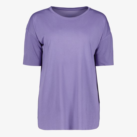 Lila dames T-shirt, voorkant, losse pasvorm met subtiele zijstreep.