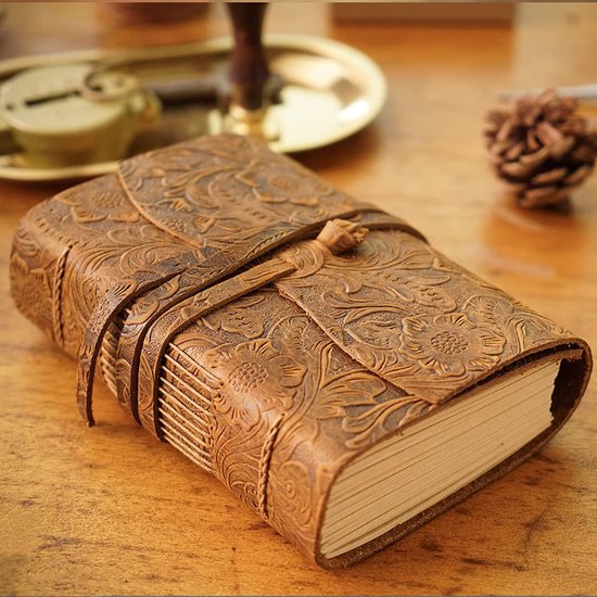 Carnet en Cuir Vintage - Carnet de Voyages Vintage - Journal et carnet de croquis relié Cuir - Cuir Handgemaakt - Carnet de croquis épais rétro - Carnet Kraft Handgemaakt - Voyages et Comptabilité - Cadeau d'anniversaire idéal
