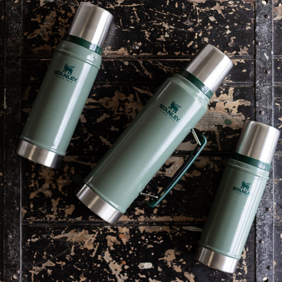 Stanley Classic Legendary Thermosfles 0.47L - Houdt 15 Uur Warm Of Koud - Lekvrij - Vaatwasserbestendig - BPA-Vrij - Voor Koffie, Thee en Meer - Roestvrijstalen Thermoskan - Hammertone Green – foto 6