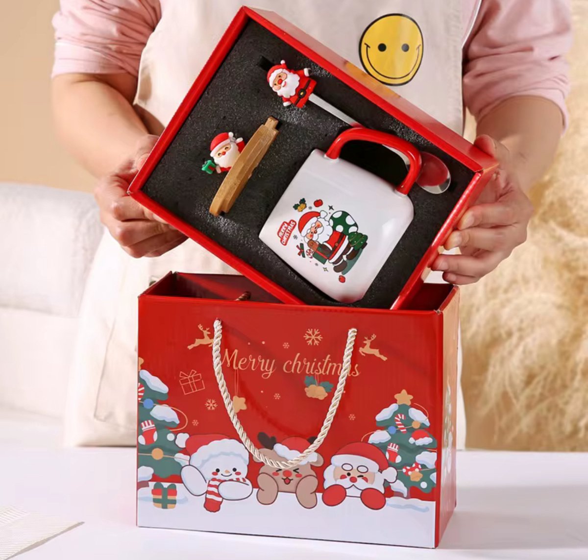 Kerst Cadeauset – Kerstmok + Lepel + Houten Deksel – Luxe Giftbox