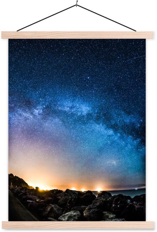 Posterhanger incl. Poster 60x80 cm - Schoolplaat - Sterrenstelsel - Heelal - Zon - Jongens - Meisjes - Kinderen - Textielposter - Blanke latten