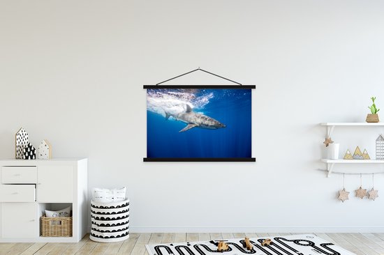 Affiche textielposter requin Witte dans l'océan lattes noires 120x80 cm - Tirage photo sur plaque école (décoration murale salon / chambre)