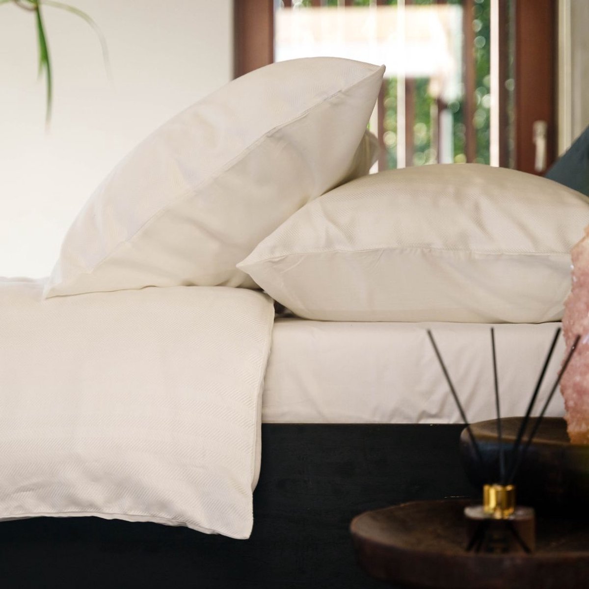 Kayori Akemi Dekbedovertrek Tencel - 200x200-220 + 2 slopen - Tweepersoons - Zacht, Verkoelend & Antibacterieel - Offwhite