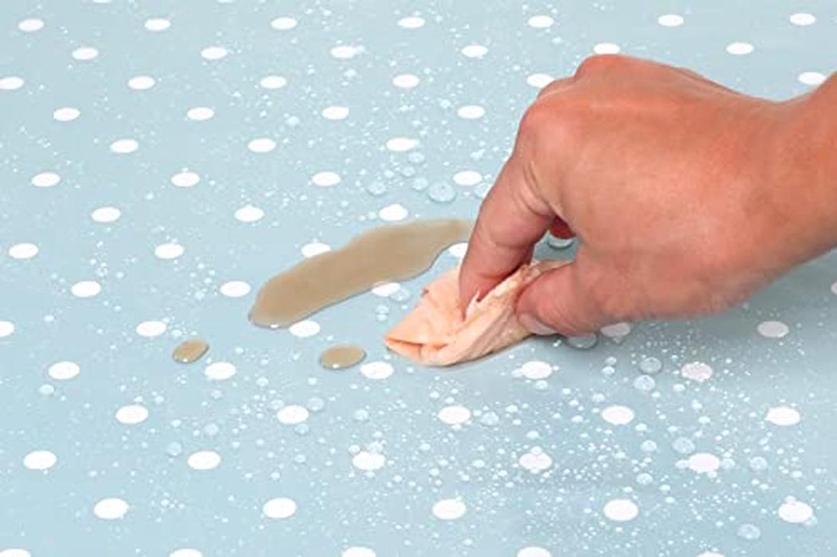 Rechthoekig PVC Tafelzeil 140cm x 240cm met Polka Dot Design