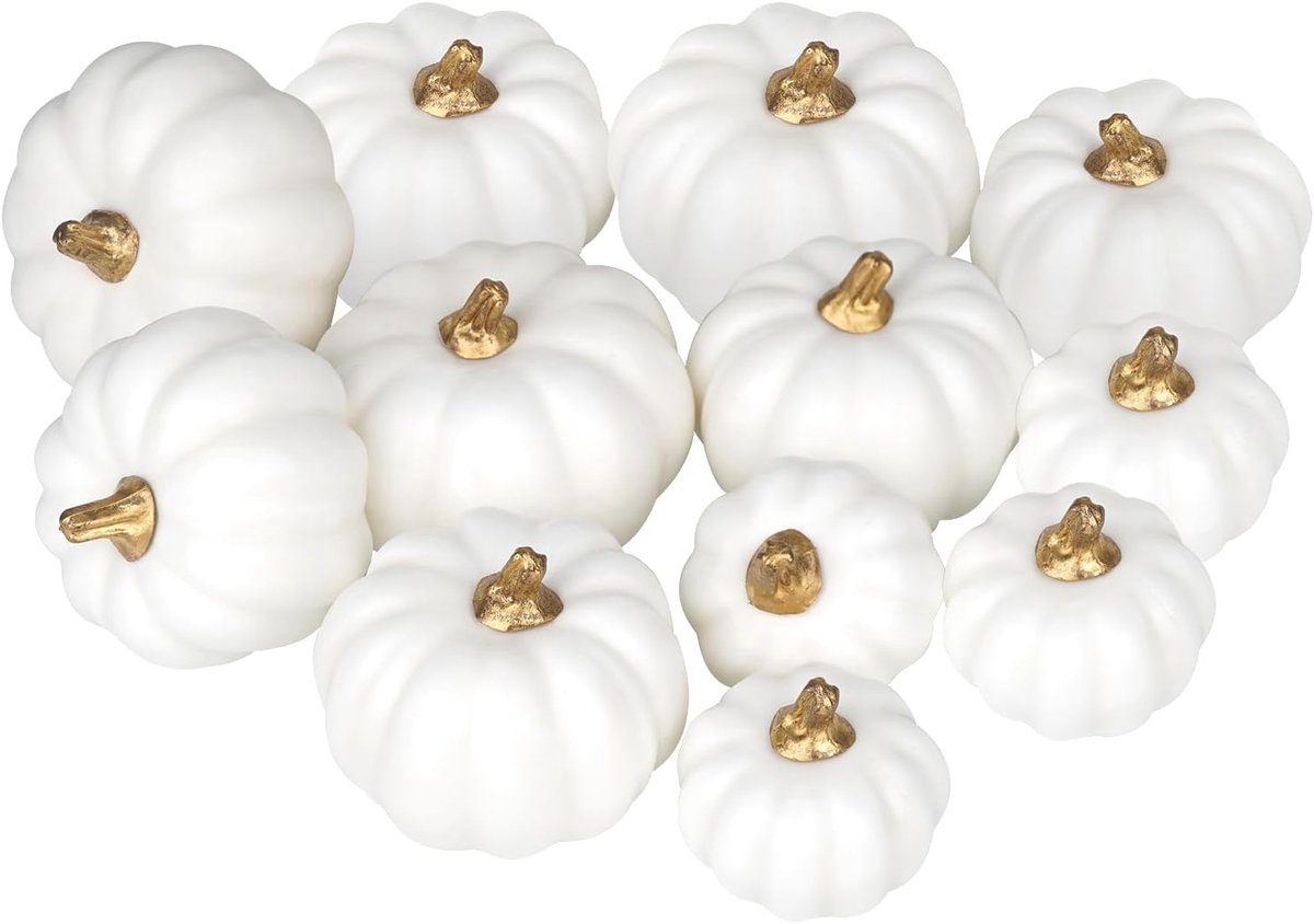 Stunq® Gedetailleerde Kunstpompoenen Set - 12 Stuks voor Halloween en Herfstversiering