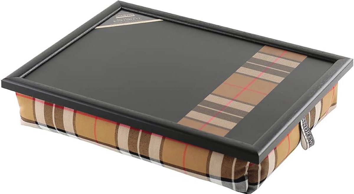 Geruite knietablet voor een stijlvolle woonkamer