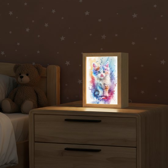 Nachtlampje 15x20 cm - Kinder lampje - Kat - Kleurrijk - Verf - Dier - Wit - Tafellamp kinderkamer - Slaapkamer lamp - Bedlamp kinderen - Kinderlampje stopcontact - Wandlamp babykamer - Nachtlampjes van OnlyWow — afbeelding 2